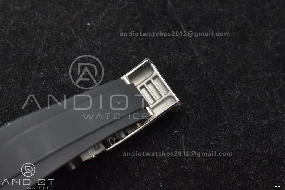 Best Oysterflex 1:1 (Weighted) SH4131 Diamonds Strap Edition 126519 Silver Black Dial on Daytona V6 QF 0301